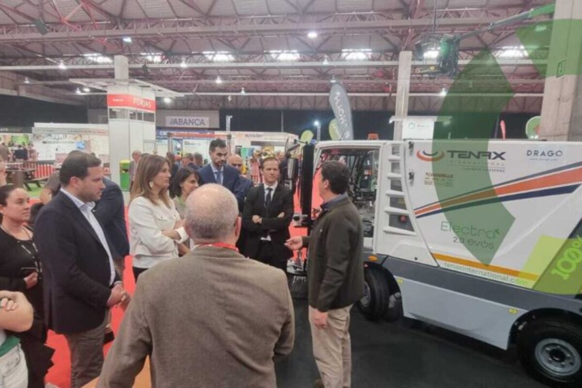 Drago expone en la ExpoMunicipal 2024 celebrada en Silleda, Pontevedra, sus barredoras 100% eléctricas y sus contenedores metálicos de carga lateral