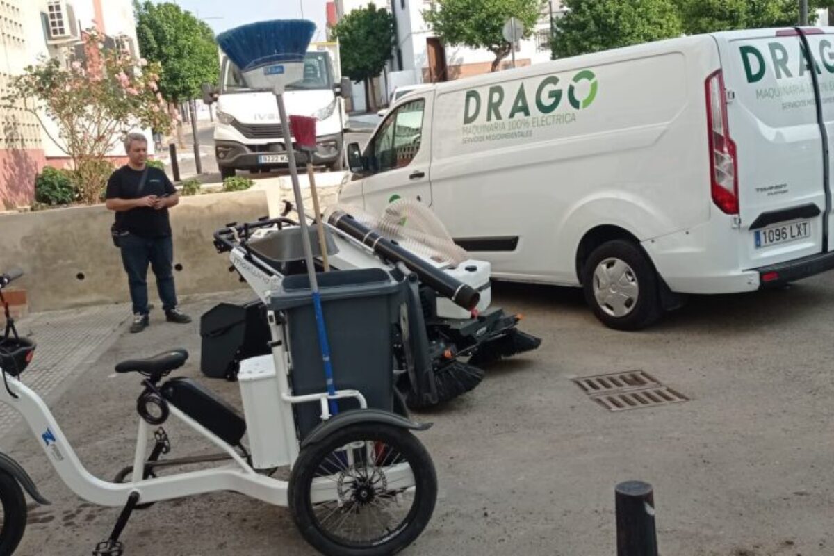 Albaida de Aljarafe adquiere tres vehículos eléctricos para su servicio de limpieza municipal