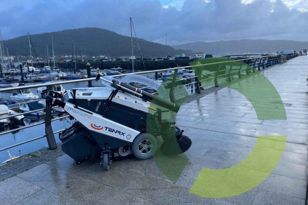 El Ayuntamiento de Muros adquiere una barredora eléctrica compacta MaxWind