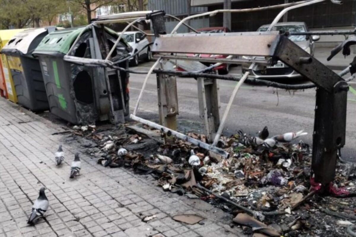 Contenedores de basura metálicos, más seguros y duraderos