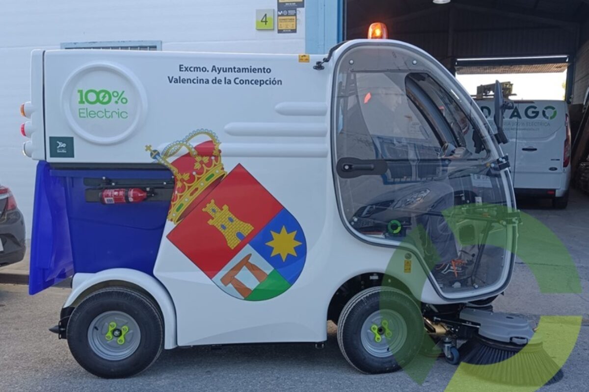 Valencina de la Concepción se suma a los municipios sostenibles con la incorporación de una barredora eléctrica