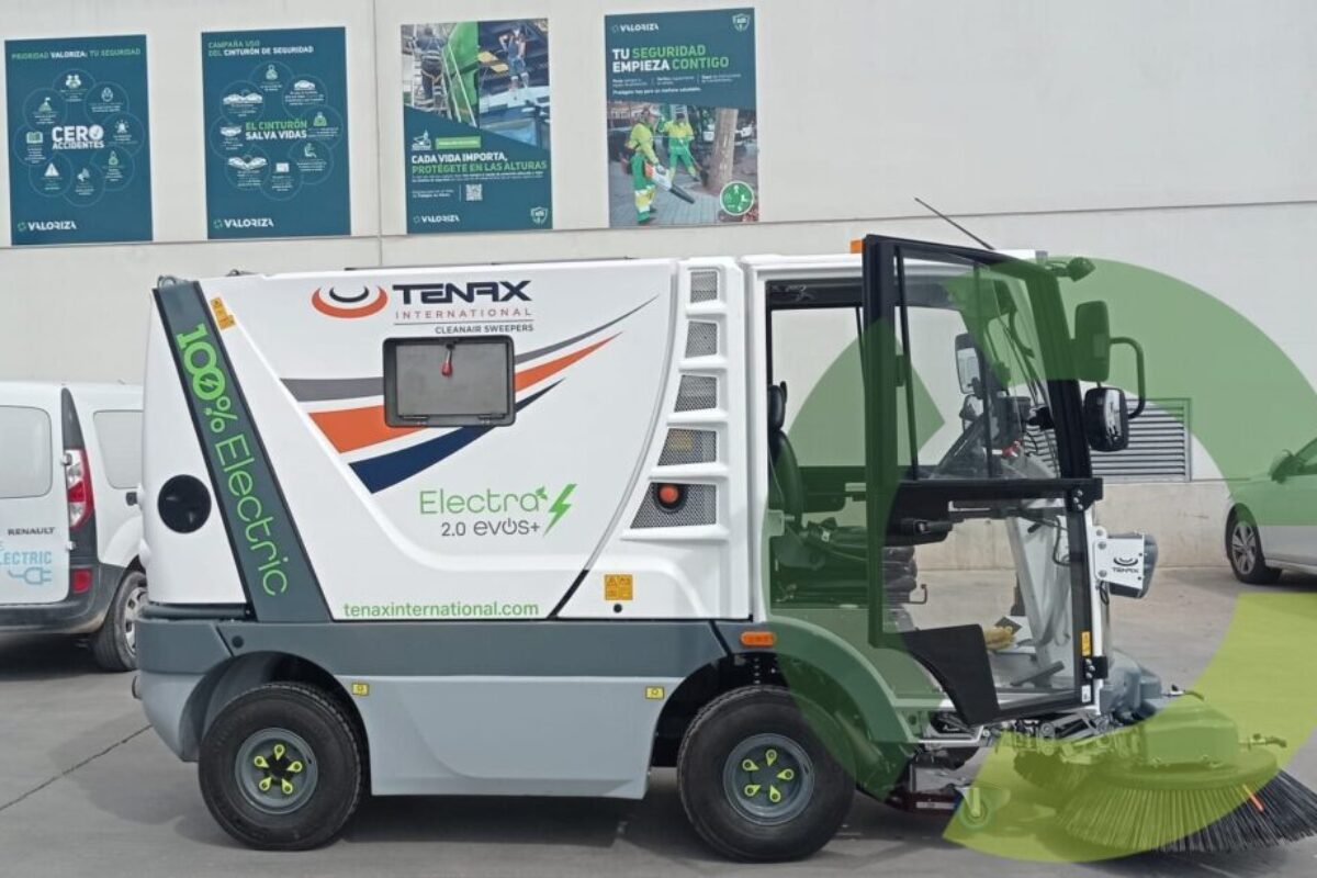 Drago entrega a Valoriza Aranda de Duero una barredora Electra 2.0 EVOS+ y forma a sus operarios