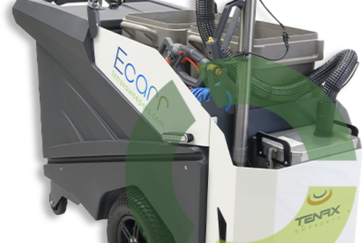 Drago entrega un Ecarr, primer carro para barrido manual de tracción 100 % eléctrica, a Eulen Sevilla.